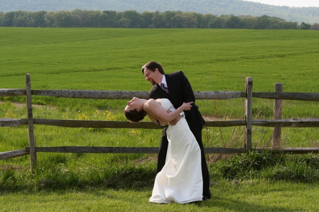 2010/04(April)/Lindsay Andrew Wedding/640x480_2010-04-23-051 Lindsay-Andrew Wedding.jpg